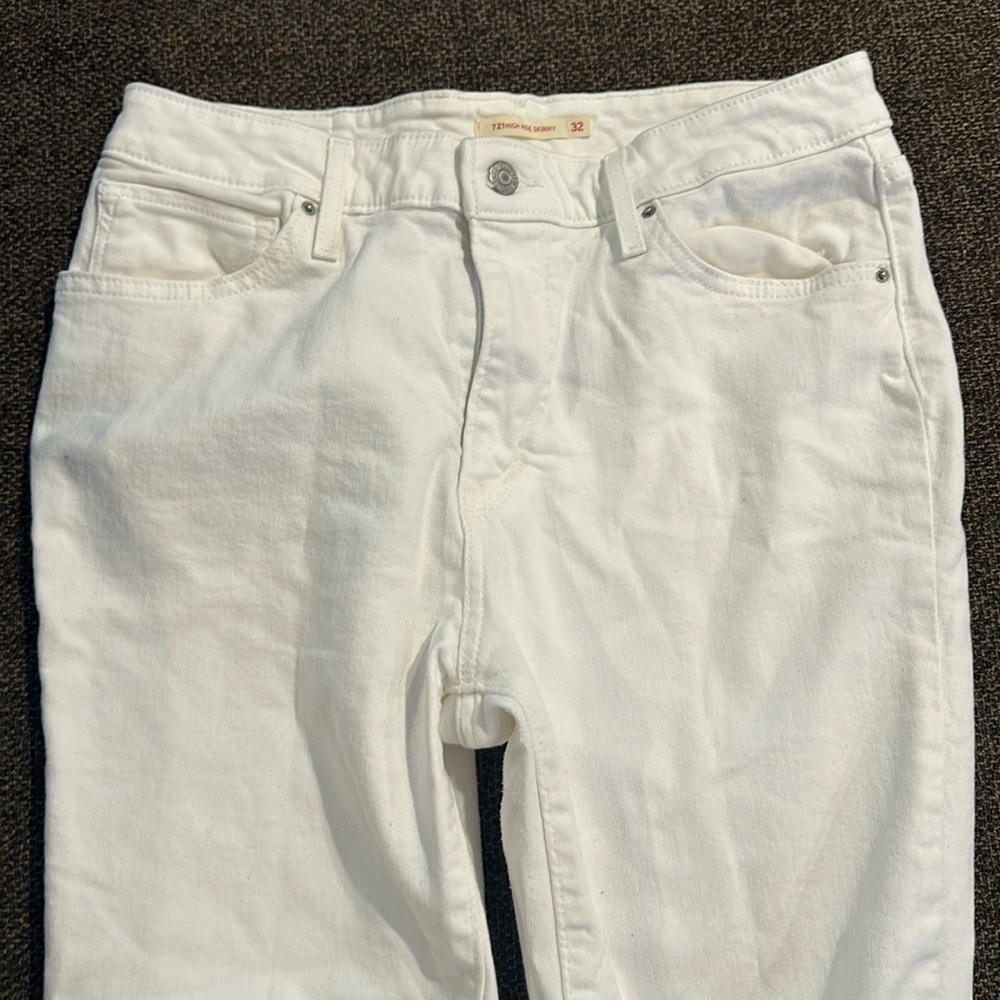 White 721 Levi’s